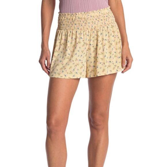 BCBGENERATION Smocked Waist Shorts In Peach - Picture 8 of 8